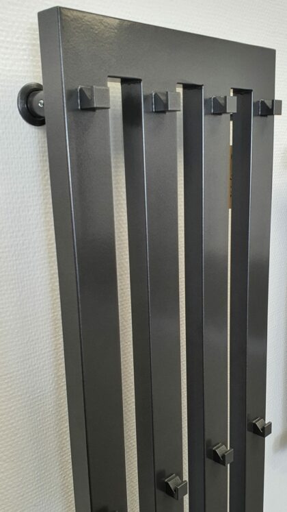 Zeus Håndklædetørrer 325x1500 Antracit